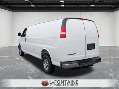 2025 Chevrolet Express Cargo 3500 WT