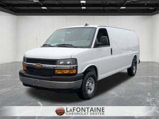 2025 Chevrolet Express Cargo 3500 WT