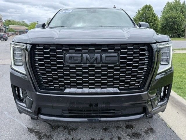 2023 GMC Yukon SLT