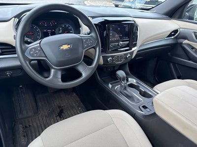 2023 Chevrolet Traverse LS