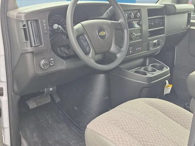 2026 Chevrolet Express Cutaway 3500 1WT
