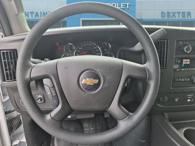 2026 Chevrolet Express Cutaway 3500 1WT