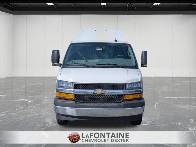 2026 Chevrolet Express Cutaway 3500 1WT