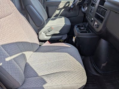 2026 Chevrolet Express Cutaway 3500 1WT