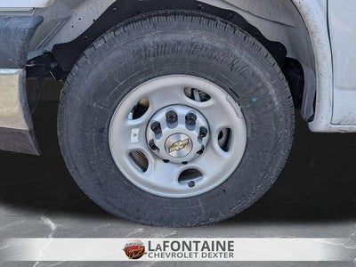 2026 Chevrolet Express Cutaway 3500 1WT