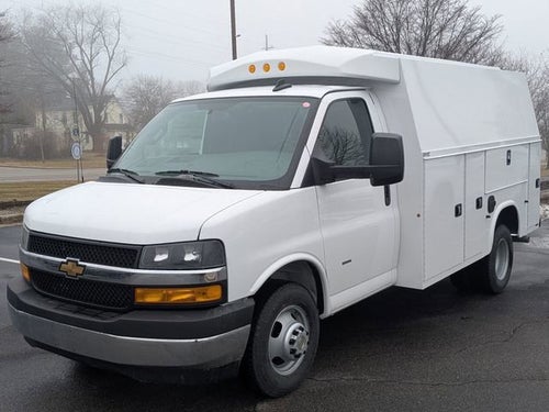 2026 Chevrolet Express Cutaway 3500 1WT