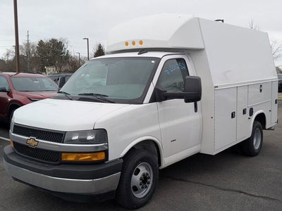 2026 Chevrolet Express Cutaway 3500 1WT