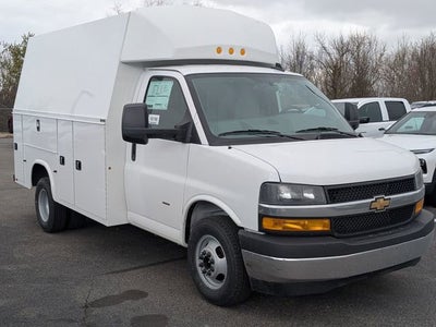 2026 Chevrolet Express Cutaway 3500 1WT