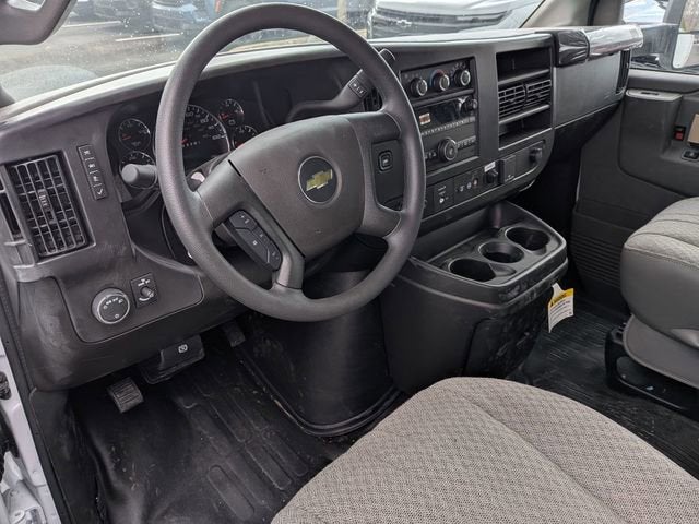 2026 Chevrolet Express Cutaway 3500 1WT