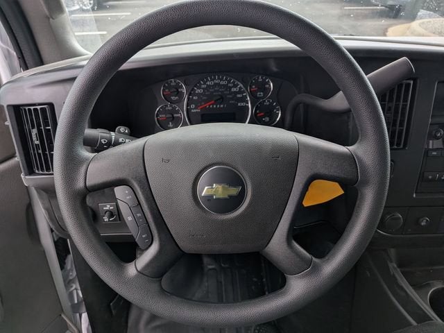 2026 Chevrolet Express Cutaway 3500 1WT