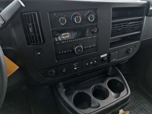 2026 Chevrolet Express Cutaway 3500 1WT