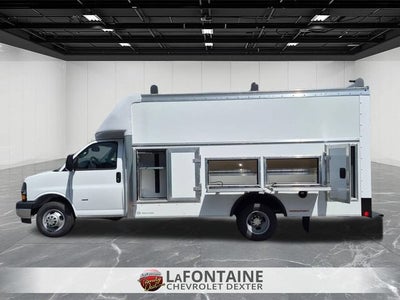 2026 Chevrolet Express Cutaway 3500 1WT
