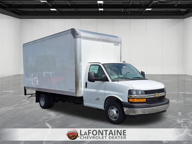 2026 Chevrolet Express Cutaway 4500 2WT