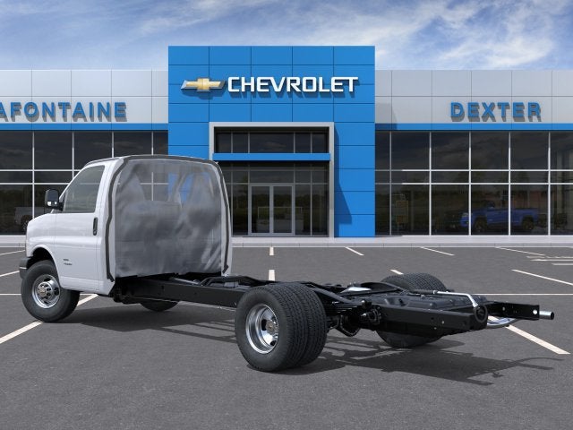 2026 Chevrolet Express Cutaway 4500 2WT