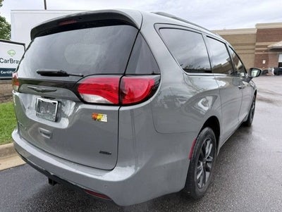 2020 Chrysler Pacifica AWD Launch Edition