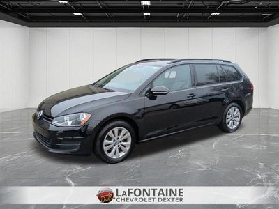 2017 Volkswagen Golf SportWagen S