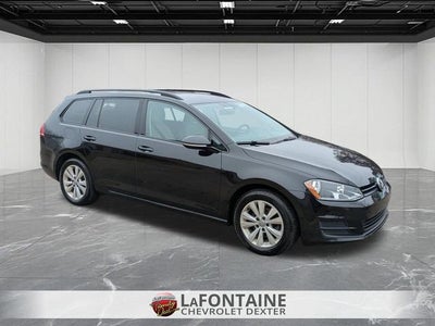 2017 Volkswagen Golf SportWagen S