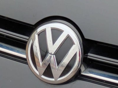 2017 Volkswagen Golf SportWagen S