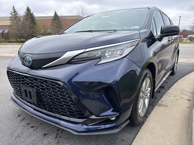 2022 Toyota Sienna XSE