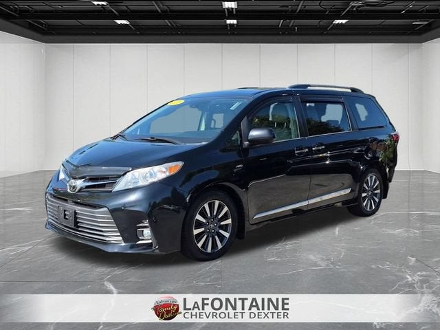2018 Toyota Sienna XLE 7 Passenger
