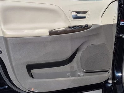 2018 Toyota Sienna XLE 7 Passenger