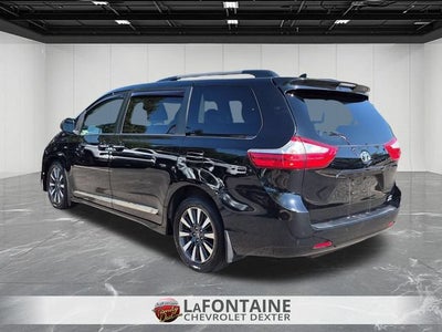 2018 Toyota Sienna XLE 7 Passenger