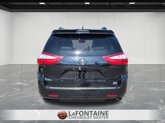 2018 Toyota Sienna XLE 7 Passenger