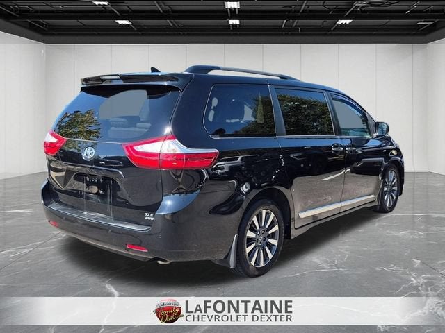 2018 Toyota Sienna XLE 7 Passenger