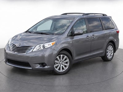 2017 Toyota Sienna LE