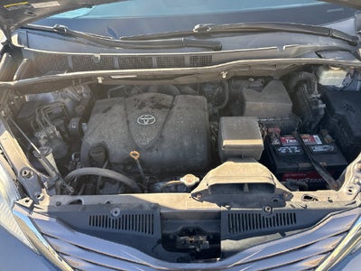2017 Toyota Sienna LE
