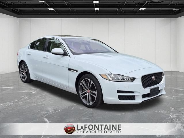 2018 Jaguar XE 35t Premium