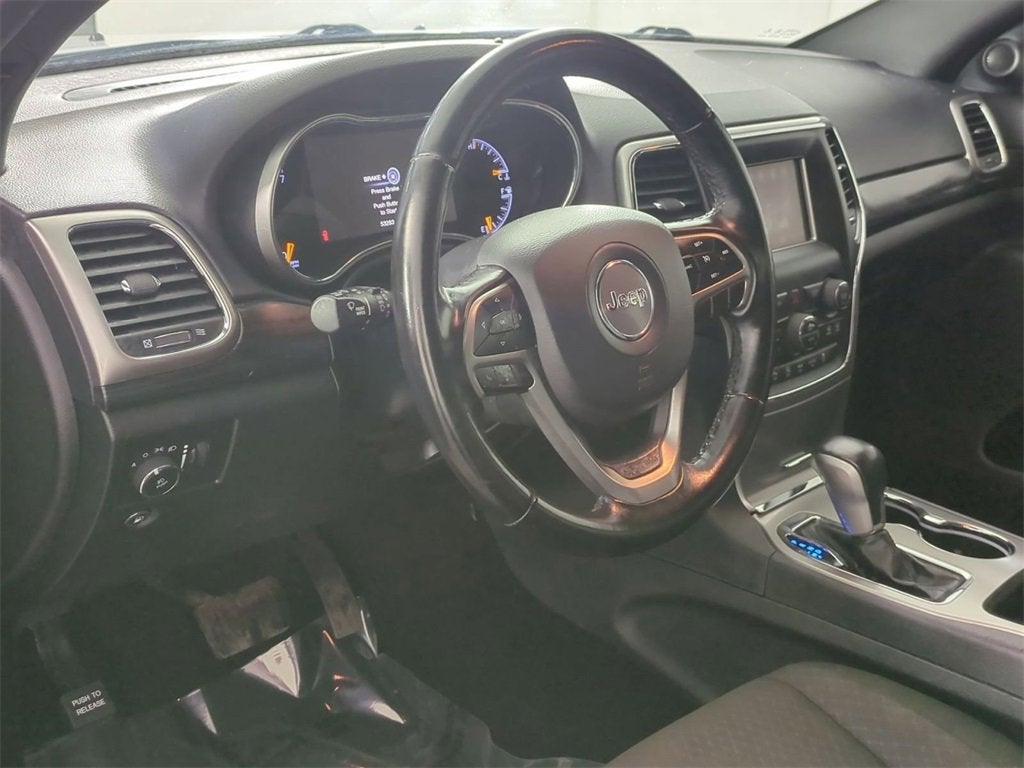 2020 Jeep Grand Cherokee Laredo E