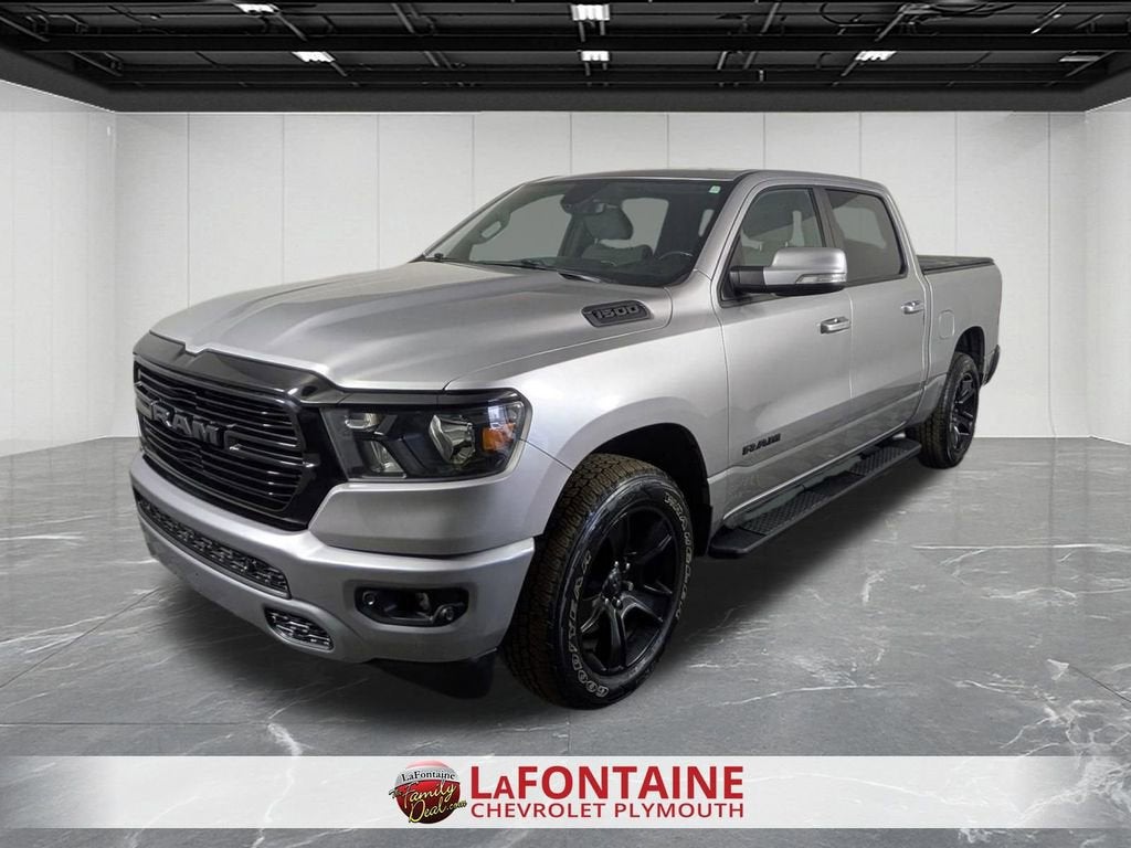 2020 RAM 1500 Big Horn/Lone Star 4x4 Crew Cab 5'7's photo