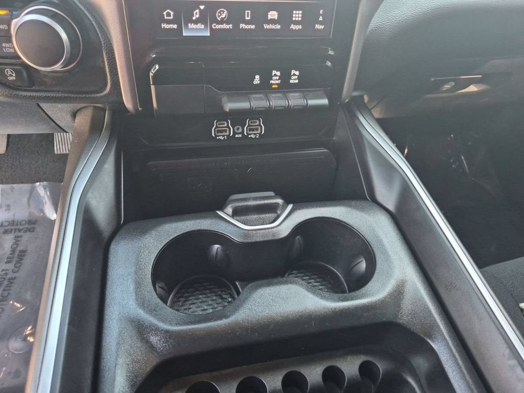 2025 RAM 1500 Big Horn Crew Cab 4x4 5'7" Box