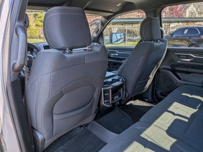 2021 RAM 1500 Big Horn Crew Cab 4x4 5'7" Box