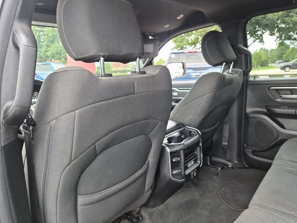 2021 RAM 1500 Big Horn Crew Cab 4x4 5'7" Box