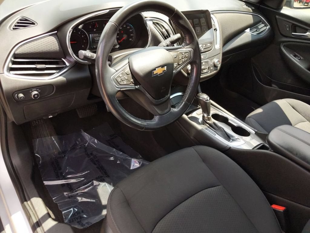 2017 Chevrolet Malibu LT