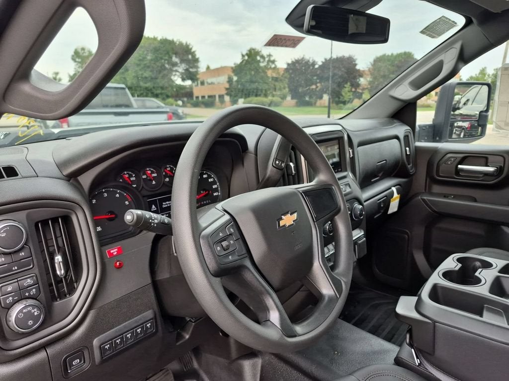 2025 Chevrolet Silverado 3500 HD Chassis Cab Work Truck