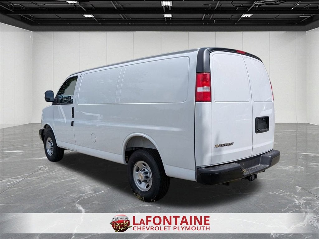 2025 Chevrolet Express Cargo 2500 WT