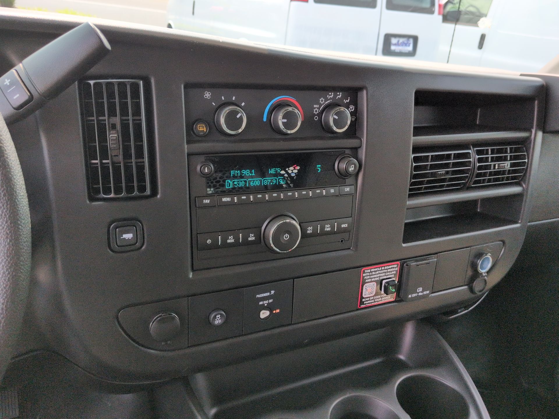2026 Chevrolet Express Cargo WT