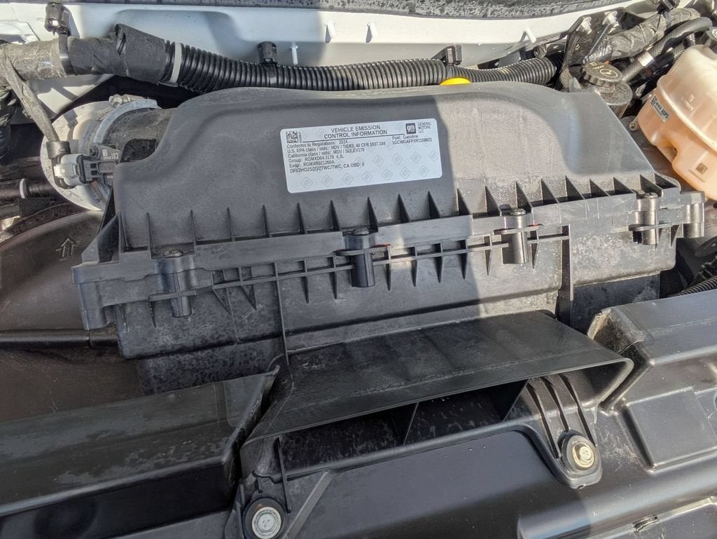 2024 Chevrolet Express Cargo 2500 WT