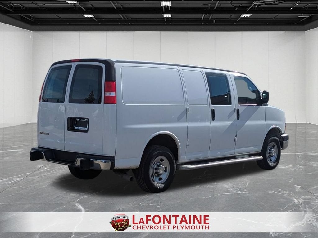 2024 Chevrolet Express Cargo 2500 WT
