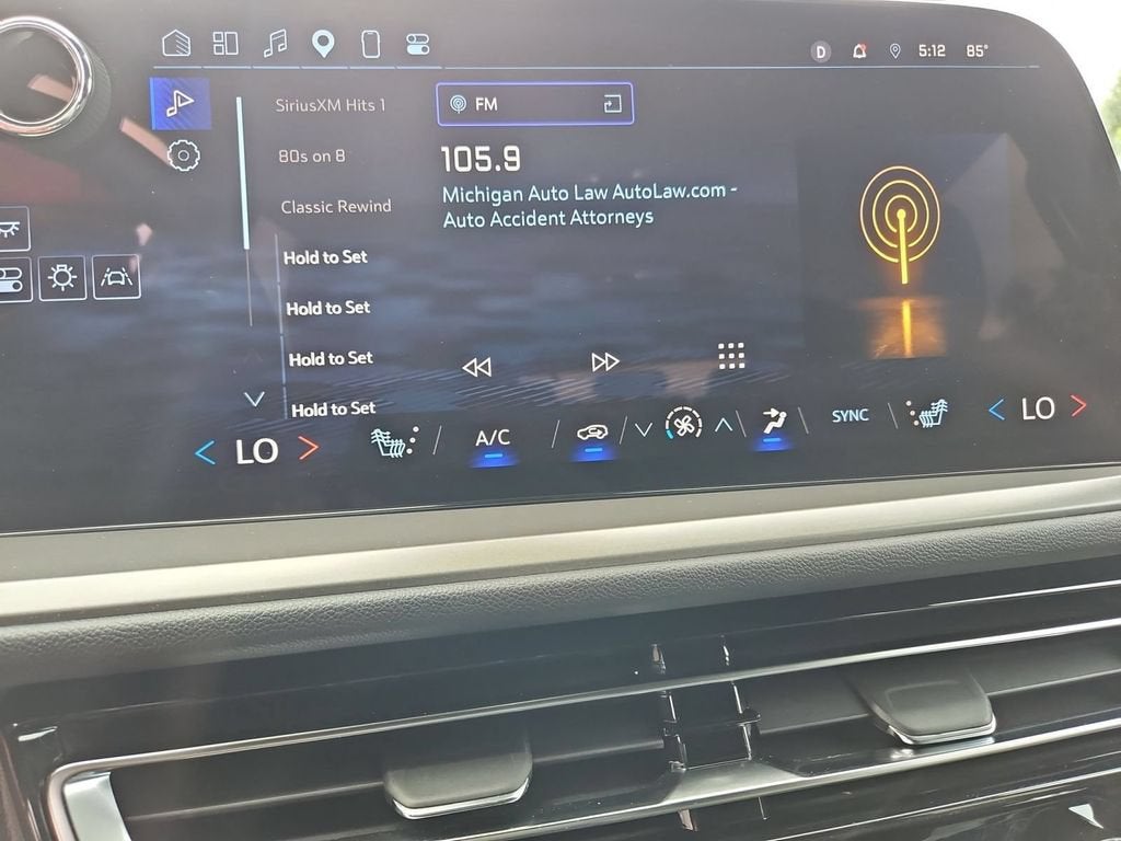 2024 Chevrolet Traverse LS