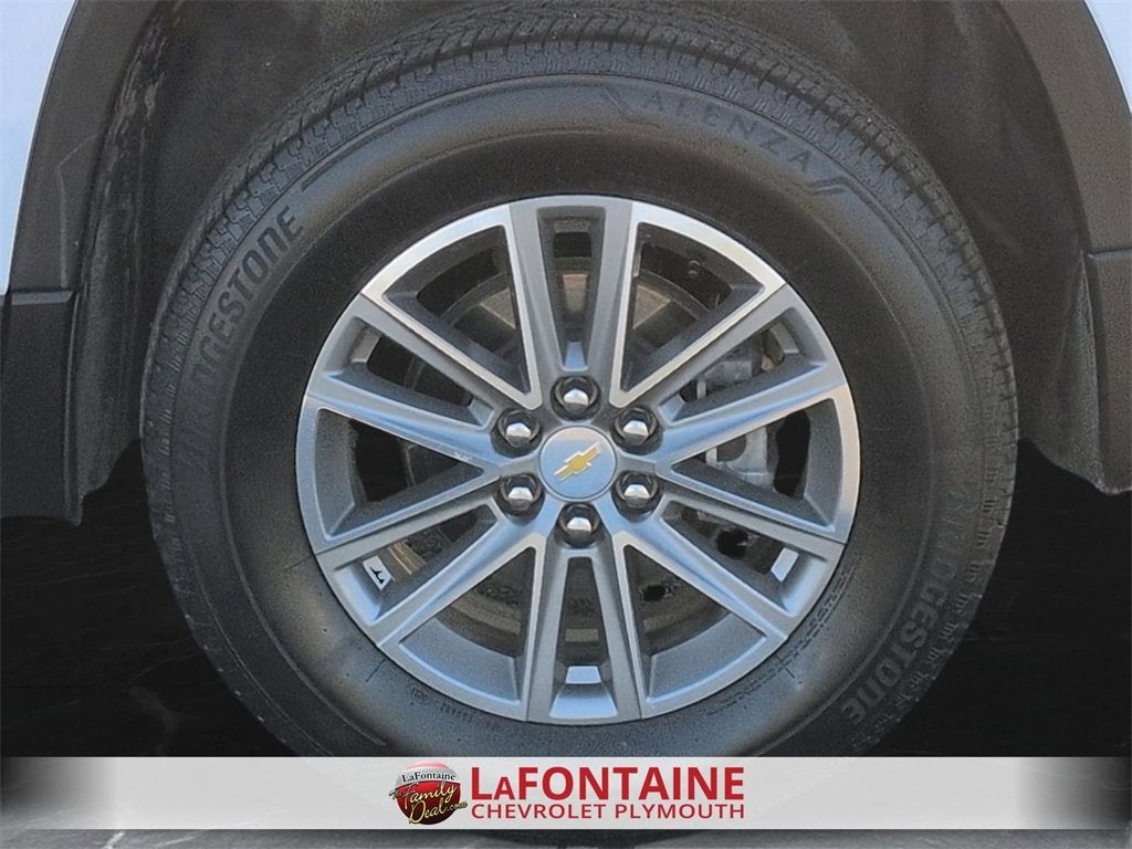 2023 Chevrolet Traverse LS