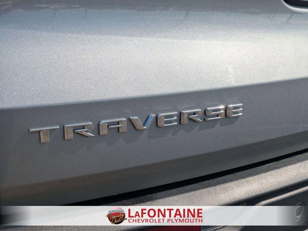 2025 Chevrolet Traverse LT
