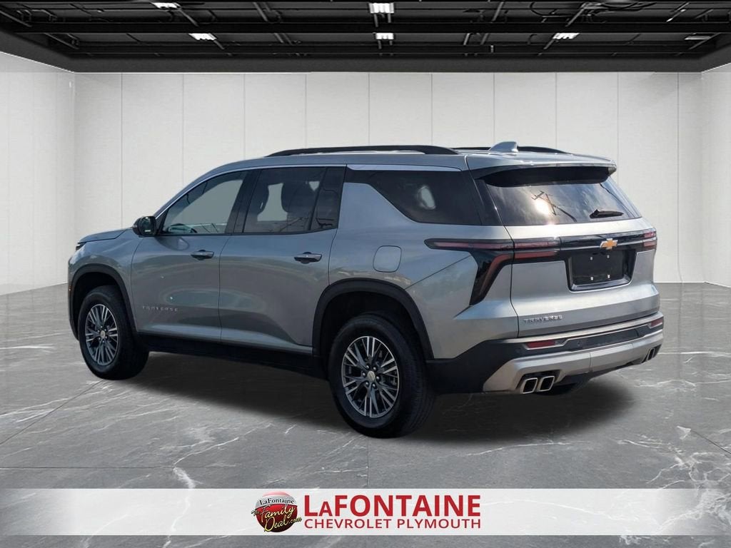 2025 Chevrolet Traverse LT