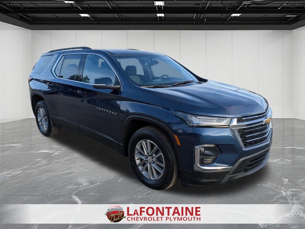2023 Chevrolet Traverse LT Cloth