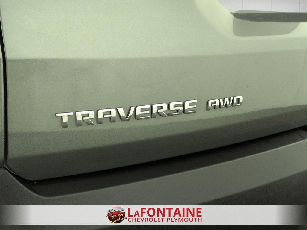 2023 Chevrolet Traverse LT Leather