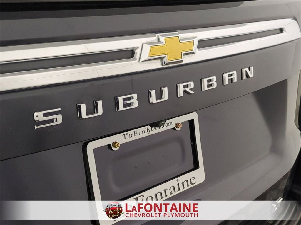 2023 Chevrolet Suburban LT