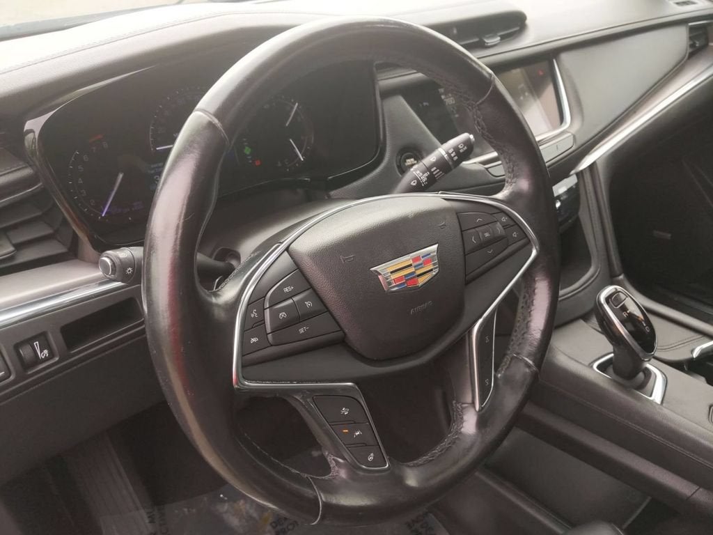 2019 Cadillac XT5 Luxury FWD